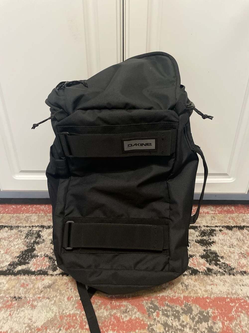 Dakine Mission Street Pack 25L Skate Backpack Black